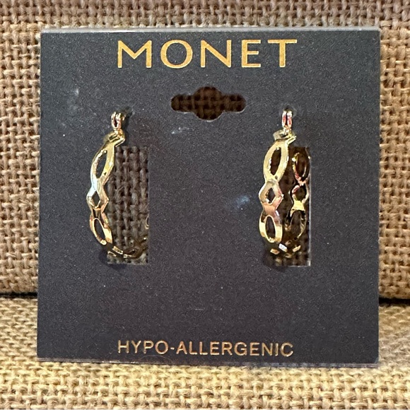 NWT Monet Earrings.   Gold tone cut-out hoops - hypoallergenic - Leverback close - Picture 2 of 8